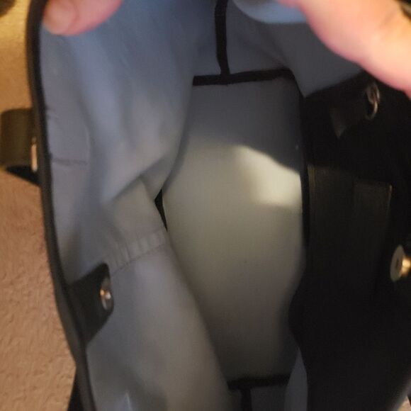 Coach‎ purse - Picture 2 of 7